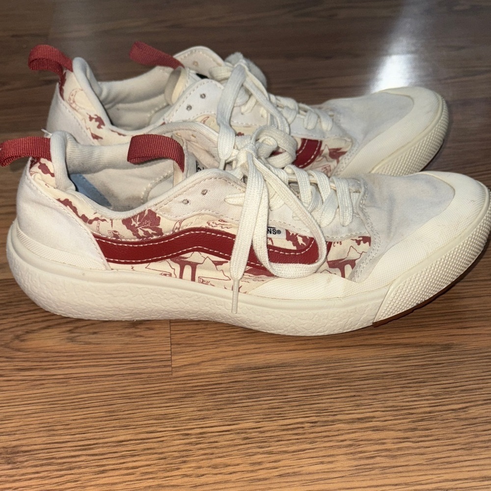 Vans Ultra-range sneakers  in Red and White women’s size 10, Men’s size 8.5 - Picture 3 of 7